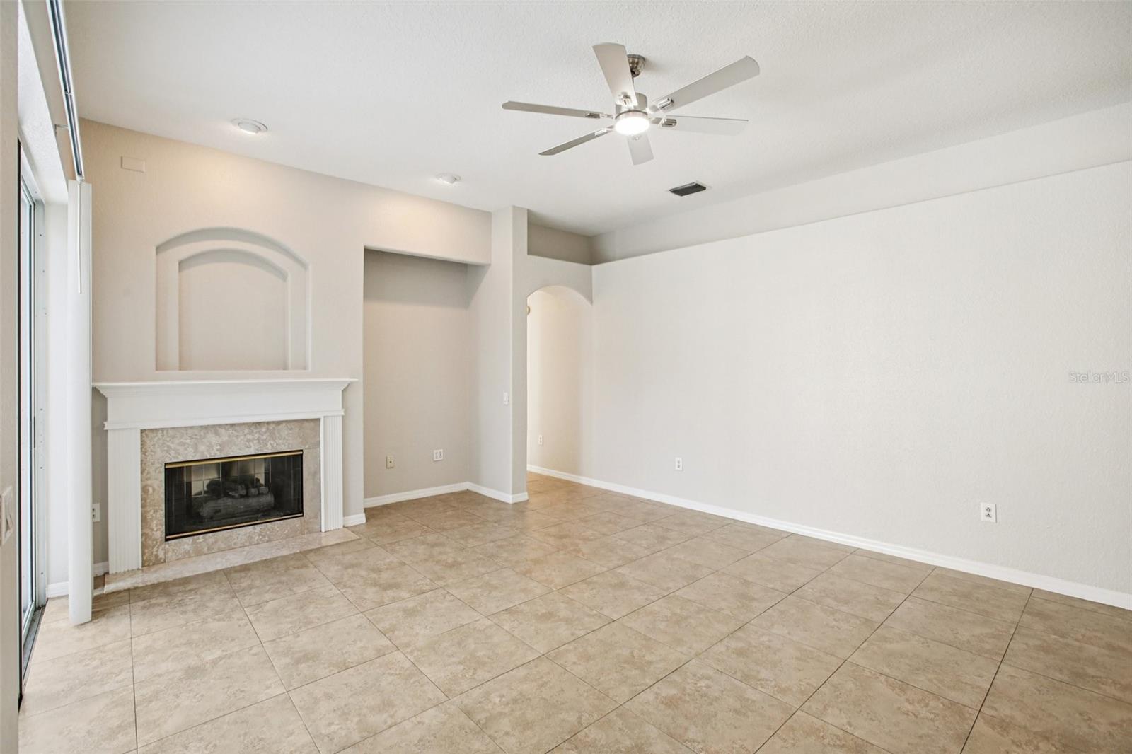 TAMPA PALMS 2C UNIT 2 - Residential