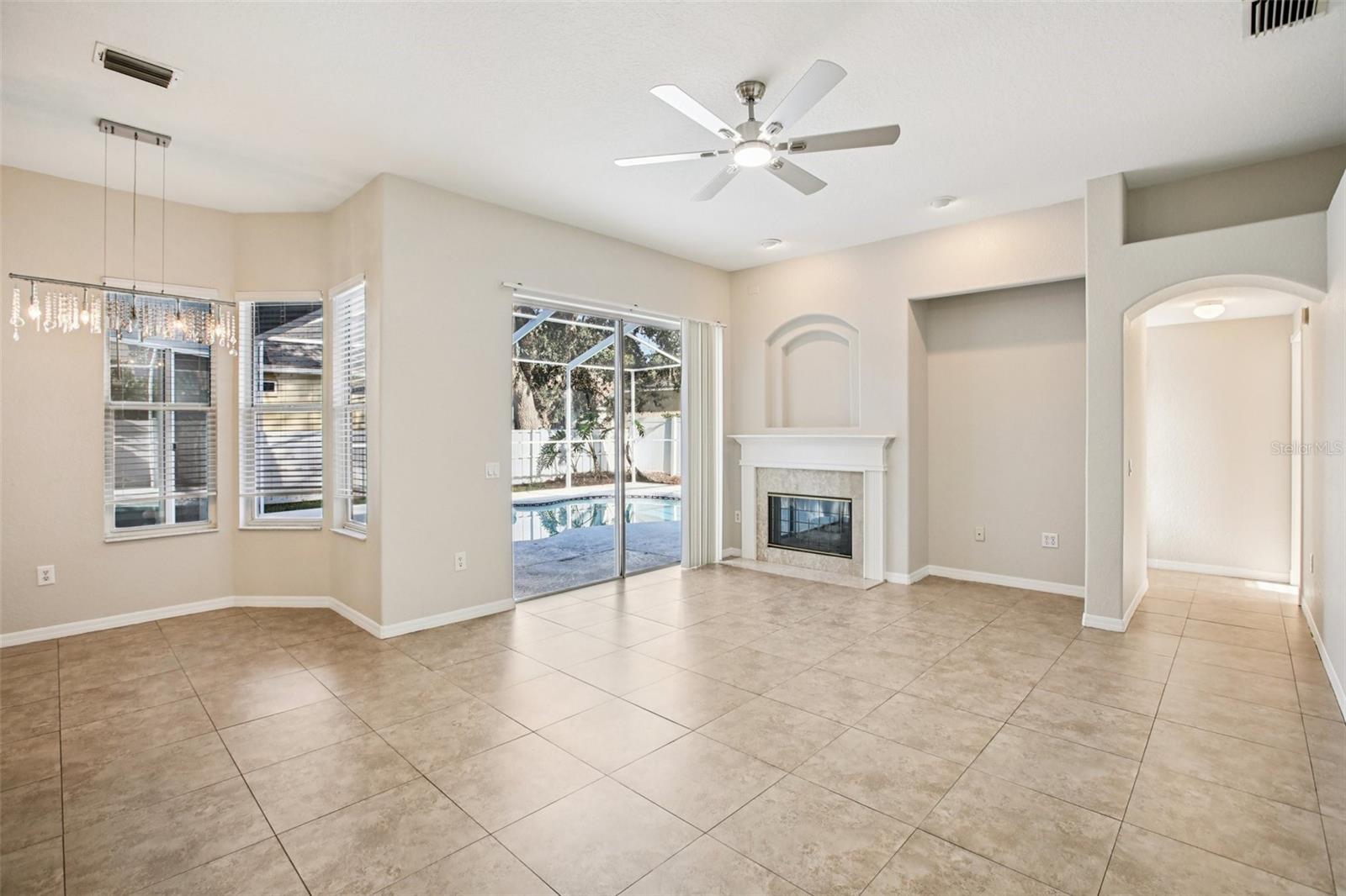 TAMPA PALMS 2C UNIT 2 - Residential