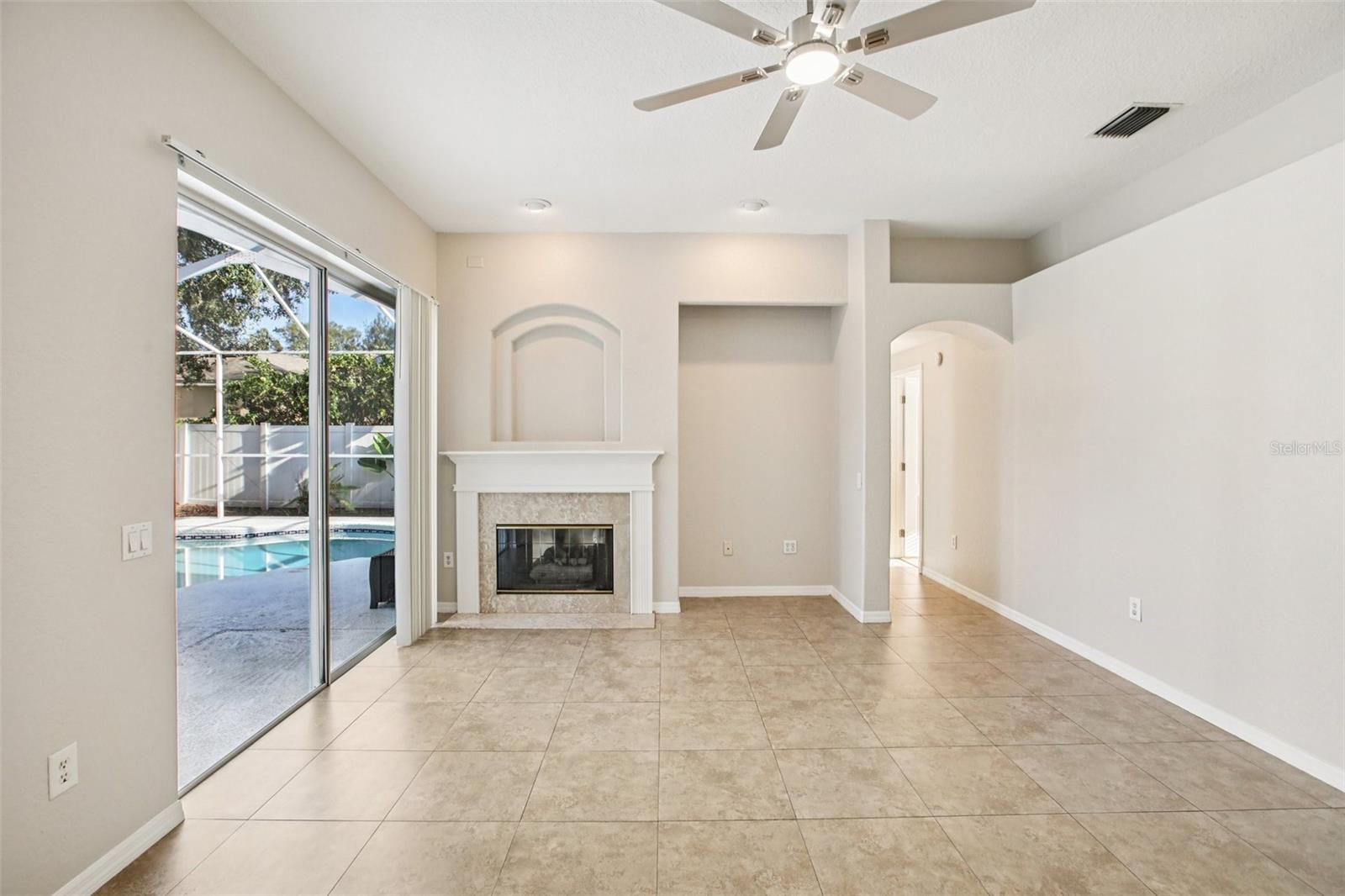 TAMPA PALMS 2C UNIT 2 - Residential