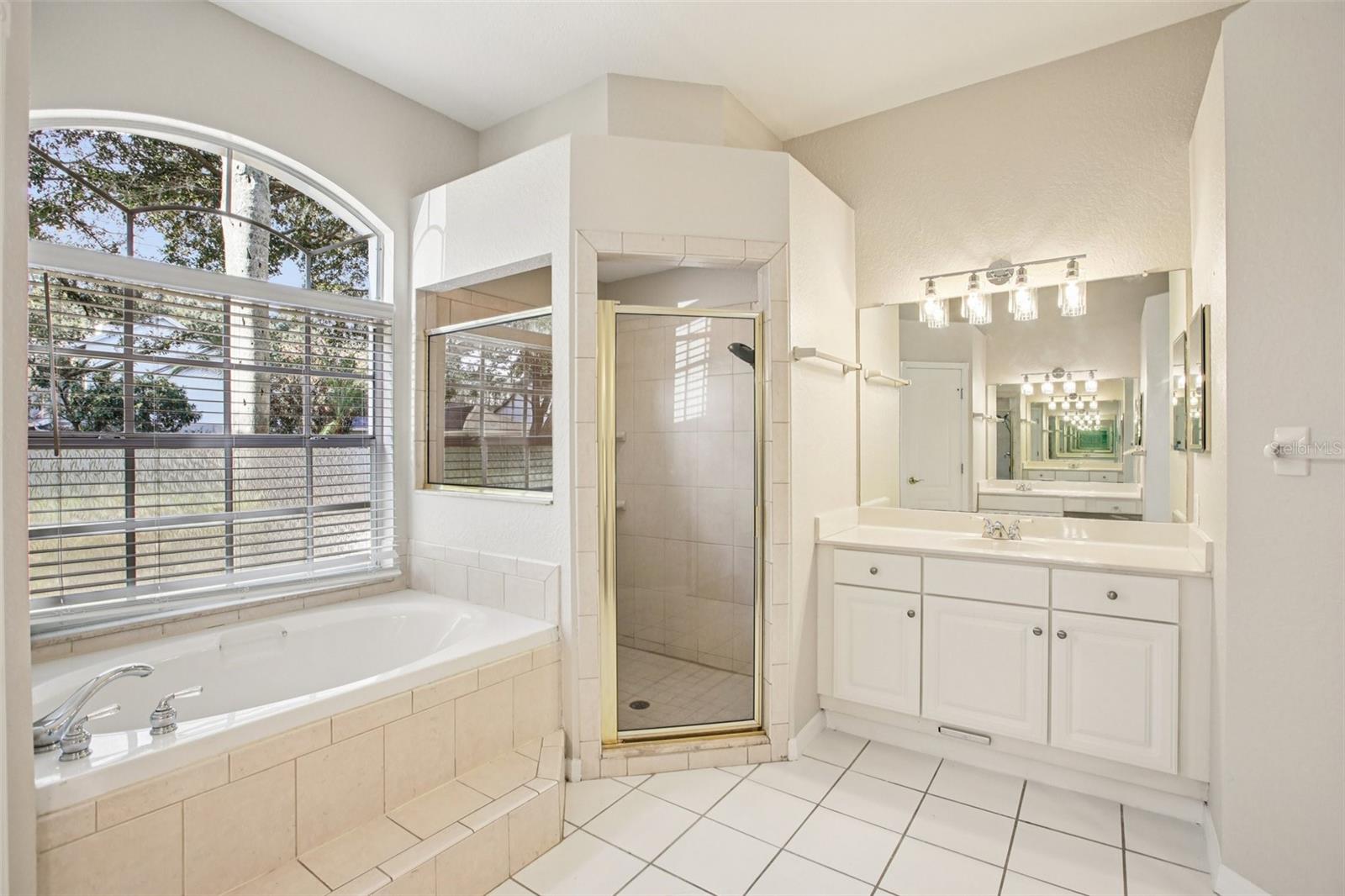 TAMPA PALMS 2C UNIT 2 - Residential