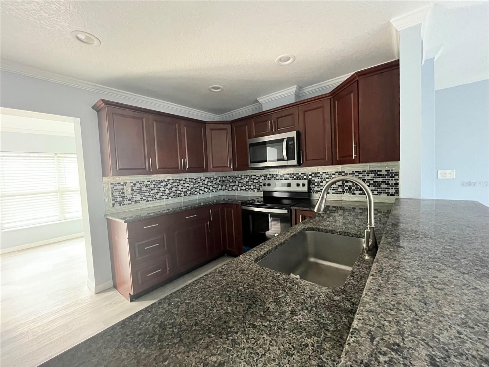 5352 TANGERINE DRIVE