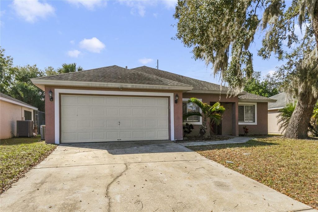 Photo of 226 Paradise Woods Court, Davenport, FL 33896 (MLS # O6377687)