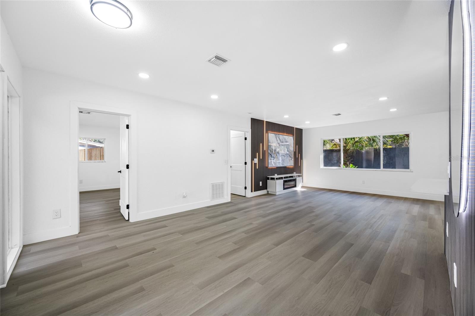 HERCHEL HEIGHTS 2ND ADD - Residential