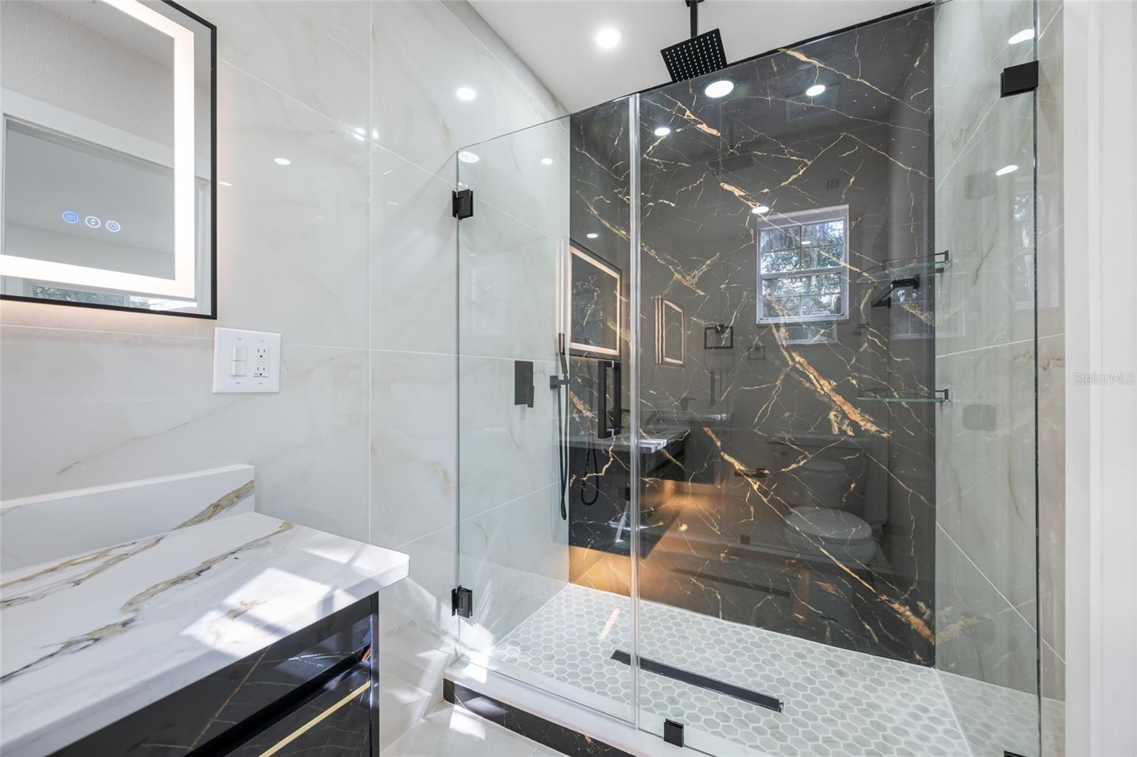 HERCHEL HEIGHTS 2ND ADD - Residential