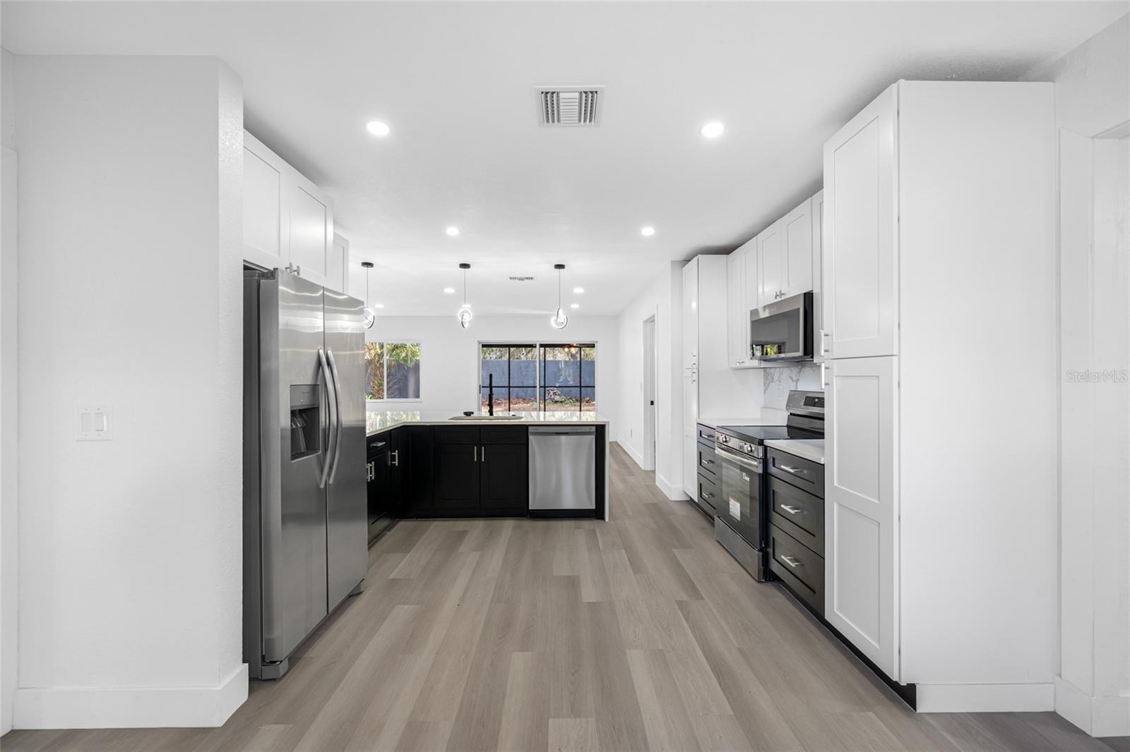 HERCHEL HEIGHTS 2ND ADD - Residential