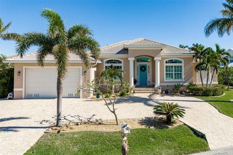 A home in PUNTA GORDA