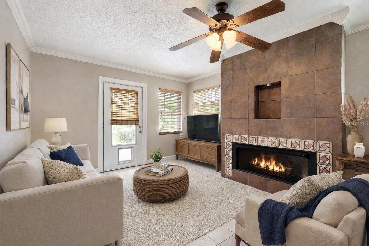 22163 SW EDGEWATER BOULEVARD