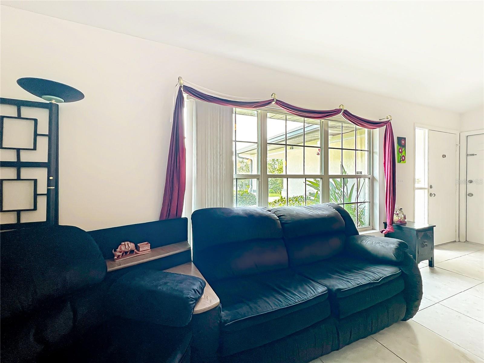 RAINBOW LAKES ESTATE - Residential