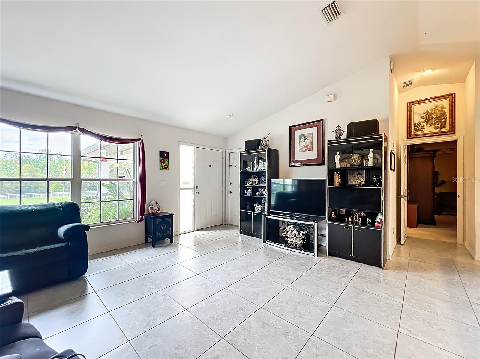 RAINBOW LAKES ESTATE - Residential