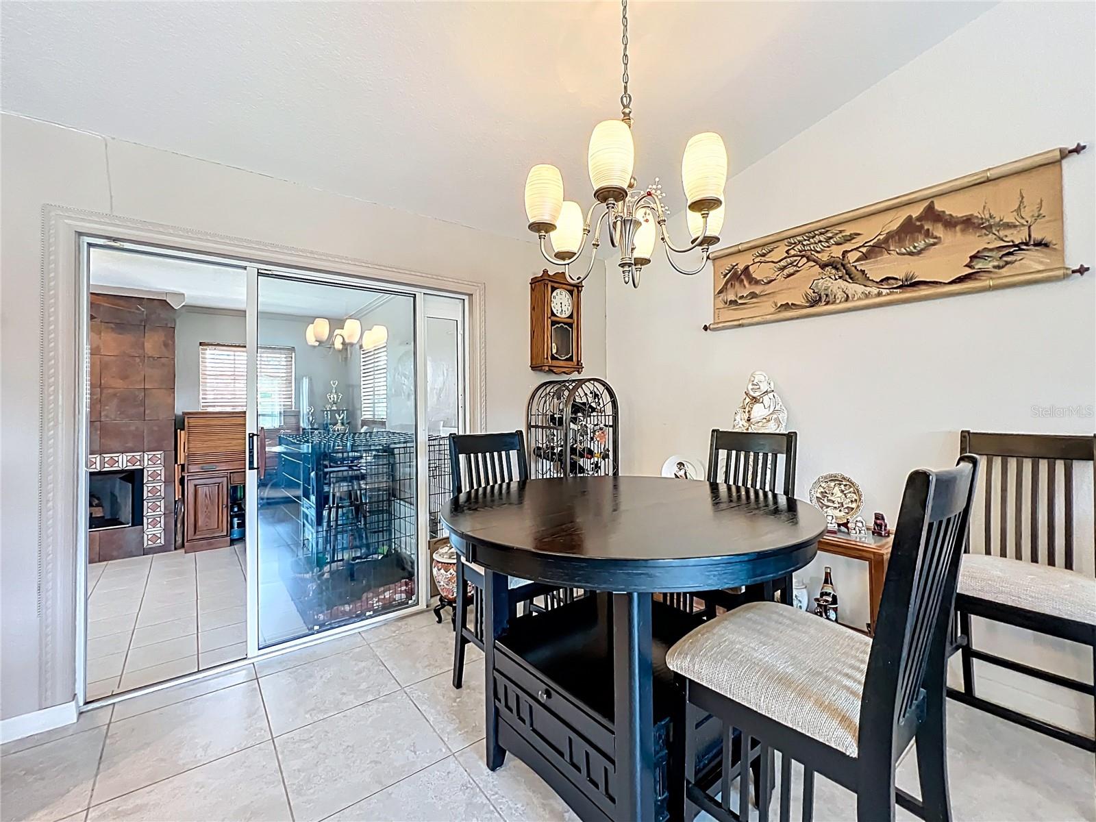 RAINBOW LAKES ESTATE - Residential
