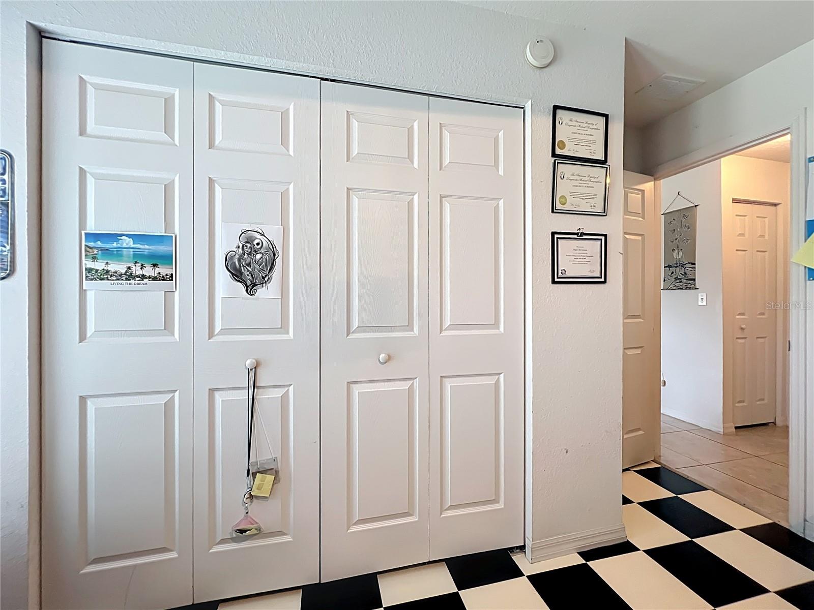 RAINBOW LAKES ESTATE - Residential