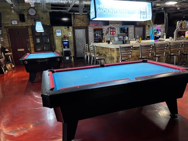 ACREAGE - Commercial Sale