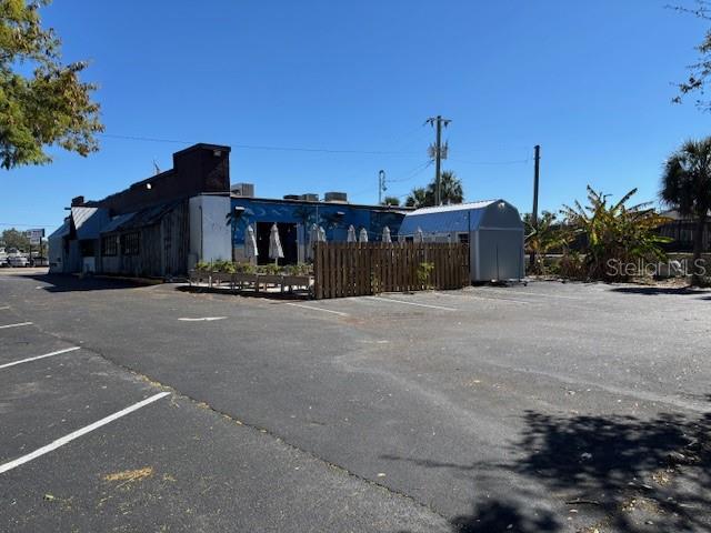 ACREAGE - Commercial Sale