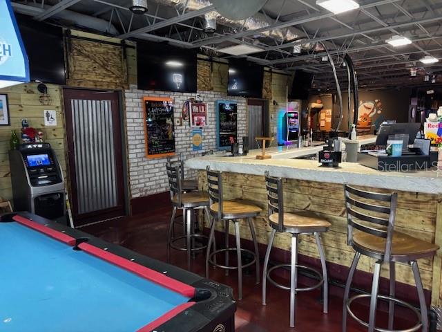 ACREAGE - Commercial Sale