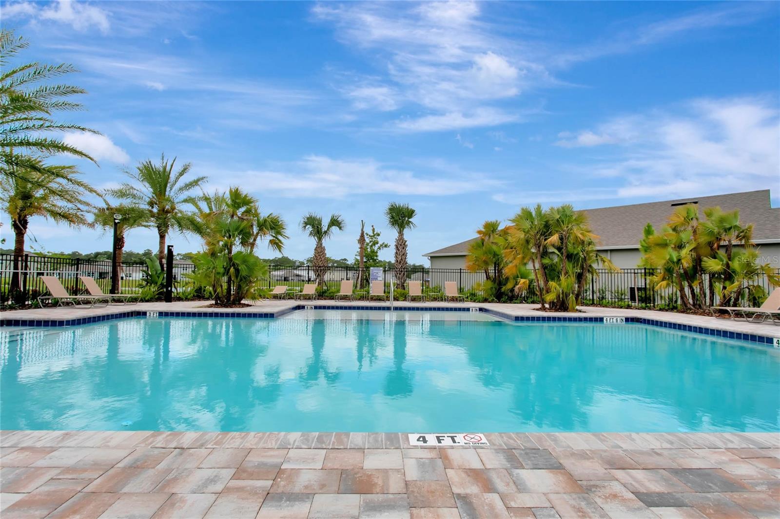 SUMMERLY - Residential