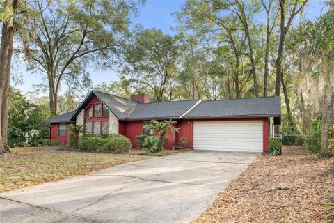 Photo of 1901 SW 74th Terrace, Gainesville, FL 32607 (MLS # GC536509)