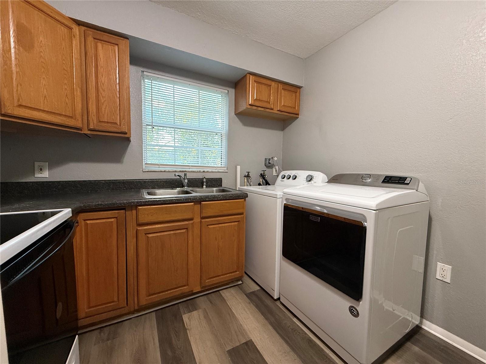 LOCKHART & SMITHS RESUB - Residential Lease