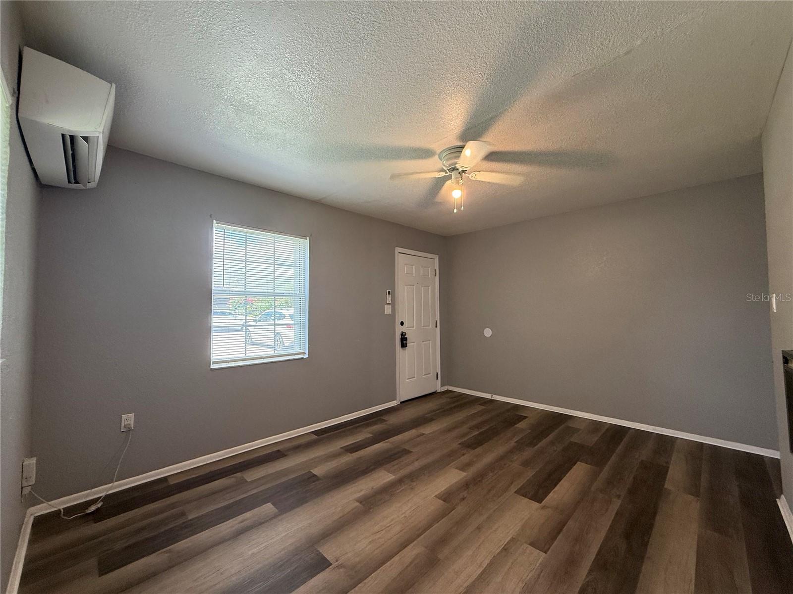 LOCKHART & SMITHS RESUB - Residential Lease