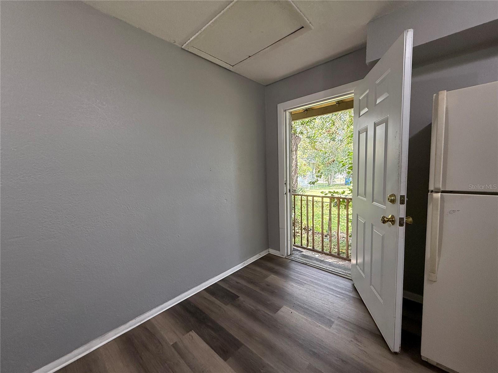 LOCKHART & SMITHS RESUB - Residential Lease