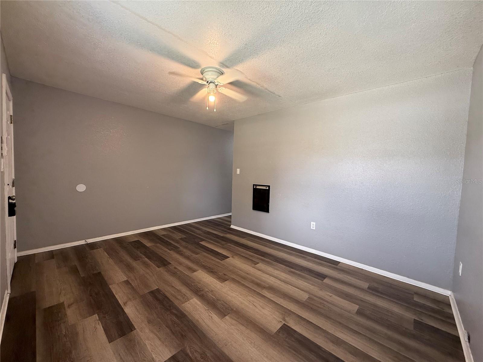 LOCKHART & SMITHS RESUB - Residential Lease