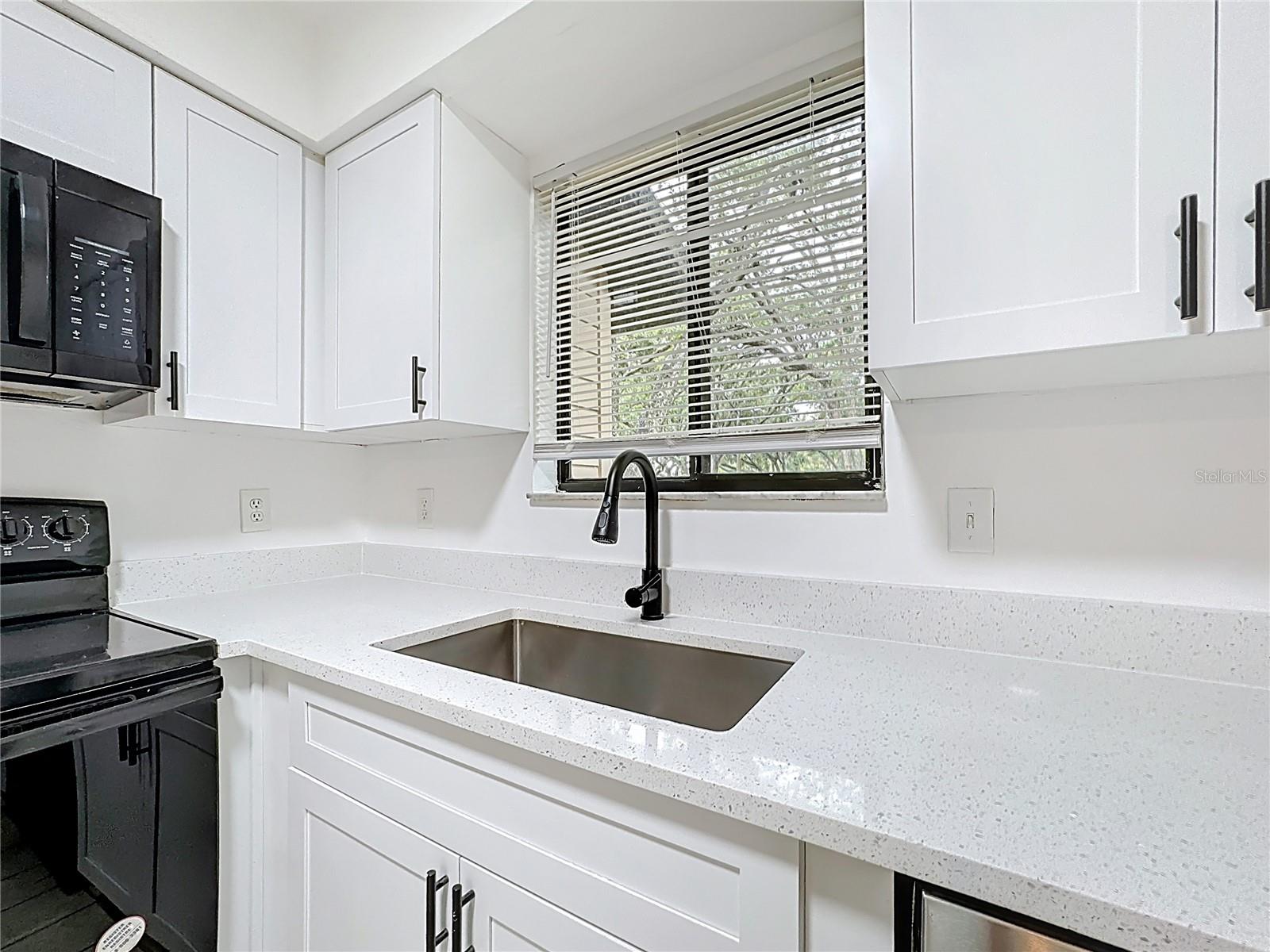 FOXHALL CONDO PH 1-3 - Residential