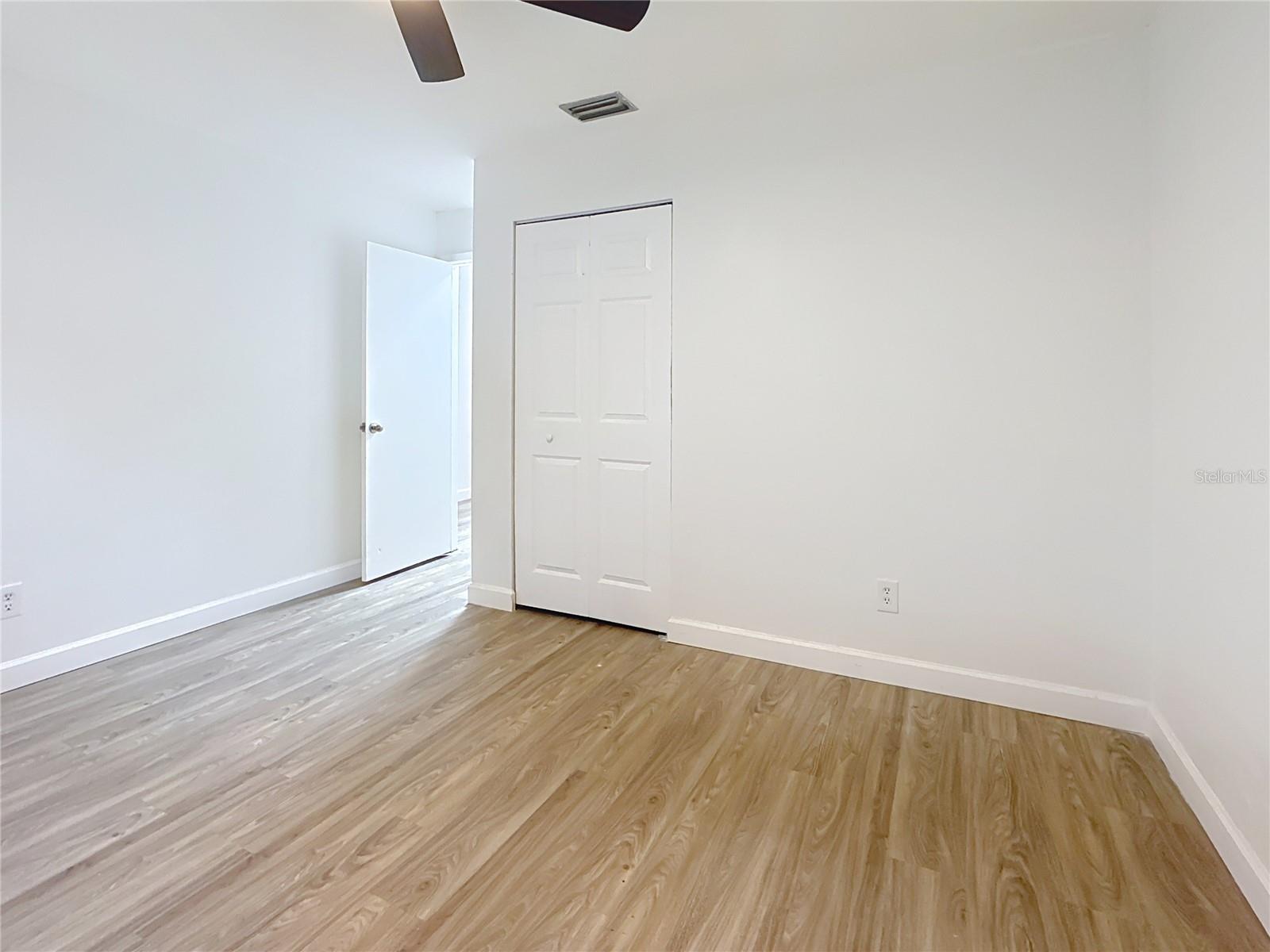 FOXHALL CONDO PH 1-3 - Residential