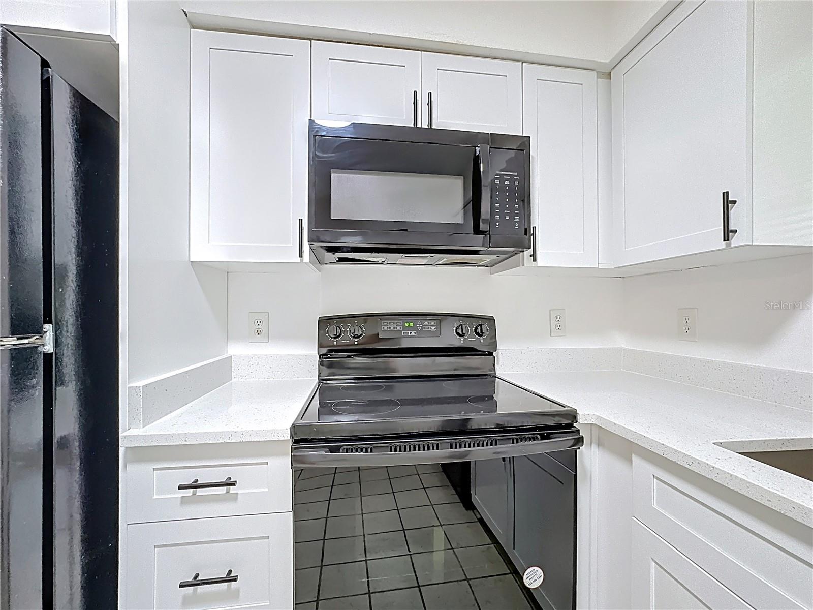 FOXHALL CONDO PH 1-3 - Residential