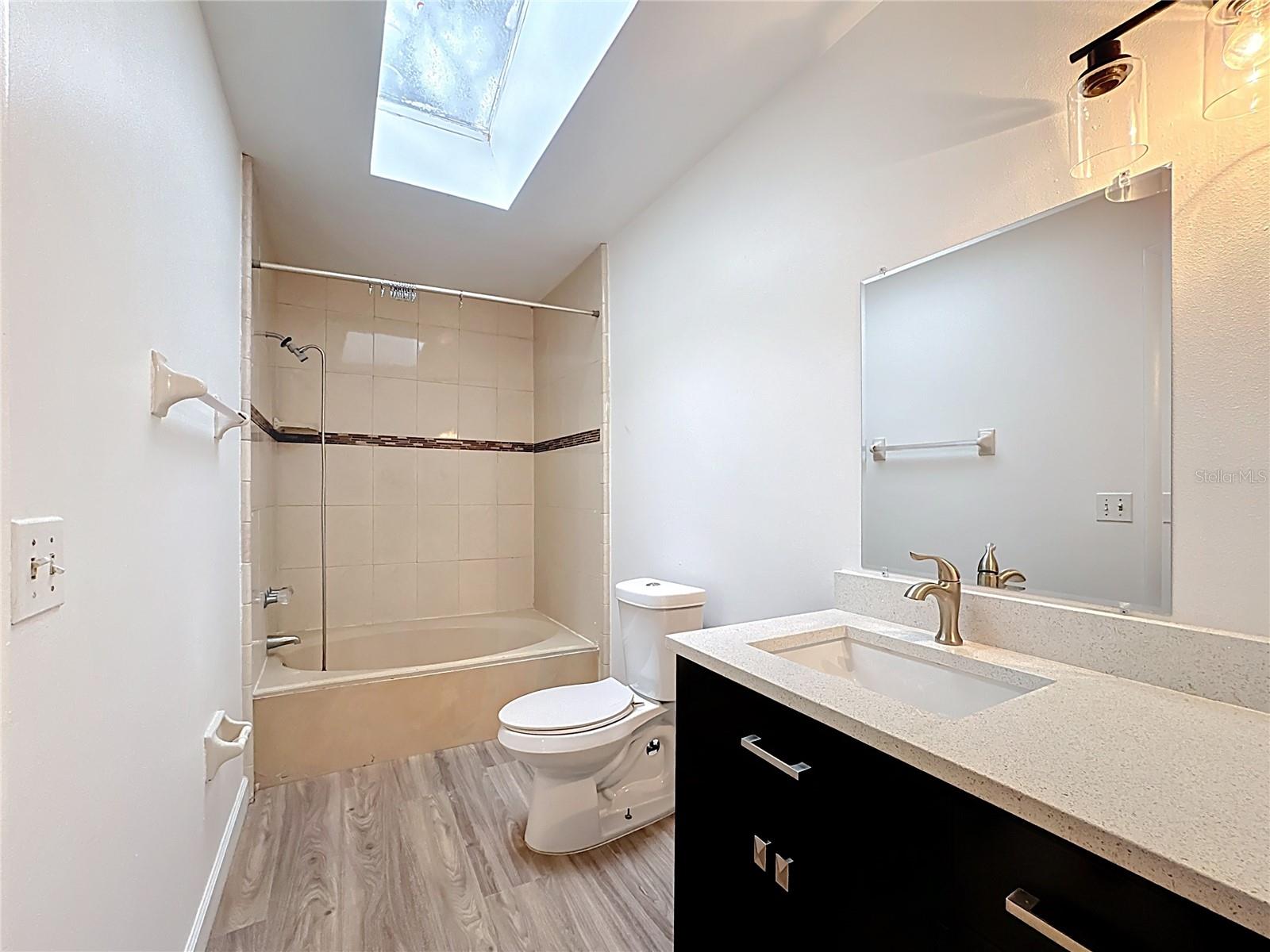 FOXHALL CONDO PH 1-3 - Residential