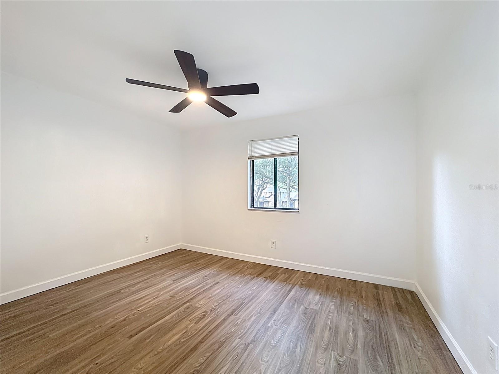 FOXHALL CONDO PH 1-3 - Residential