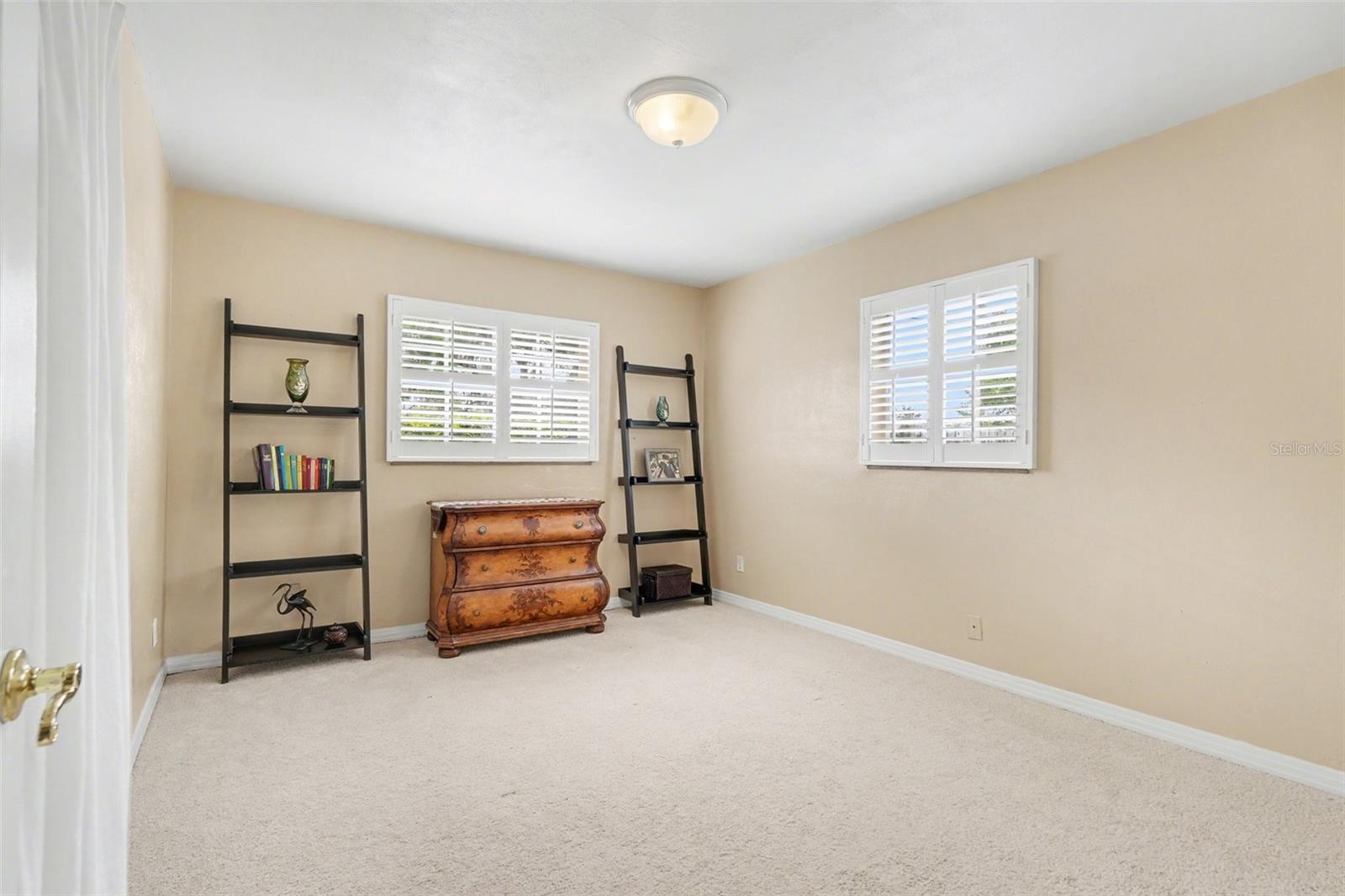 TAWESCO LAKE FRONTS - Residential