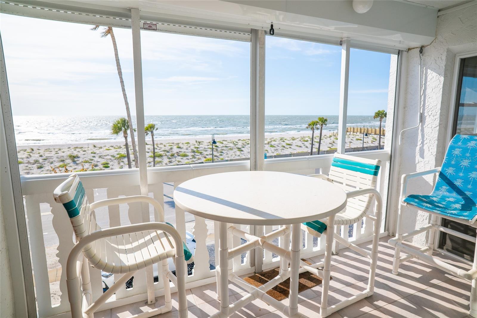 BEACH HOUSE OF PASS-A-GRILLE - Residential