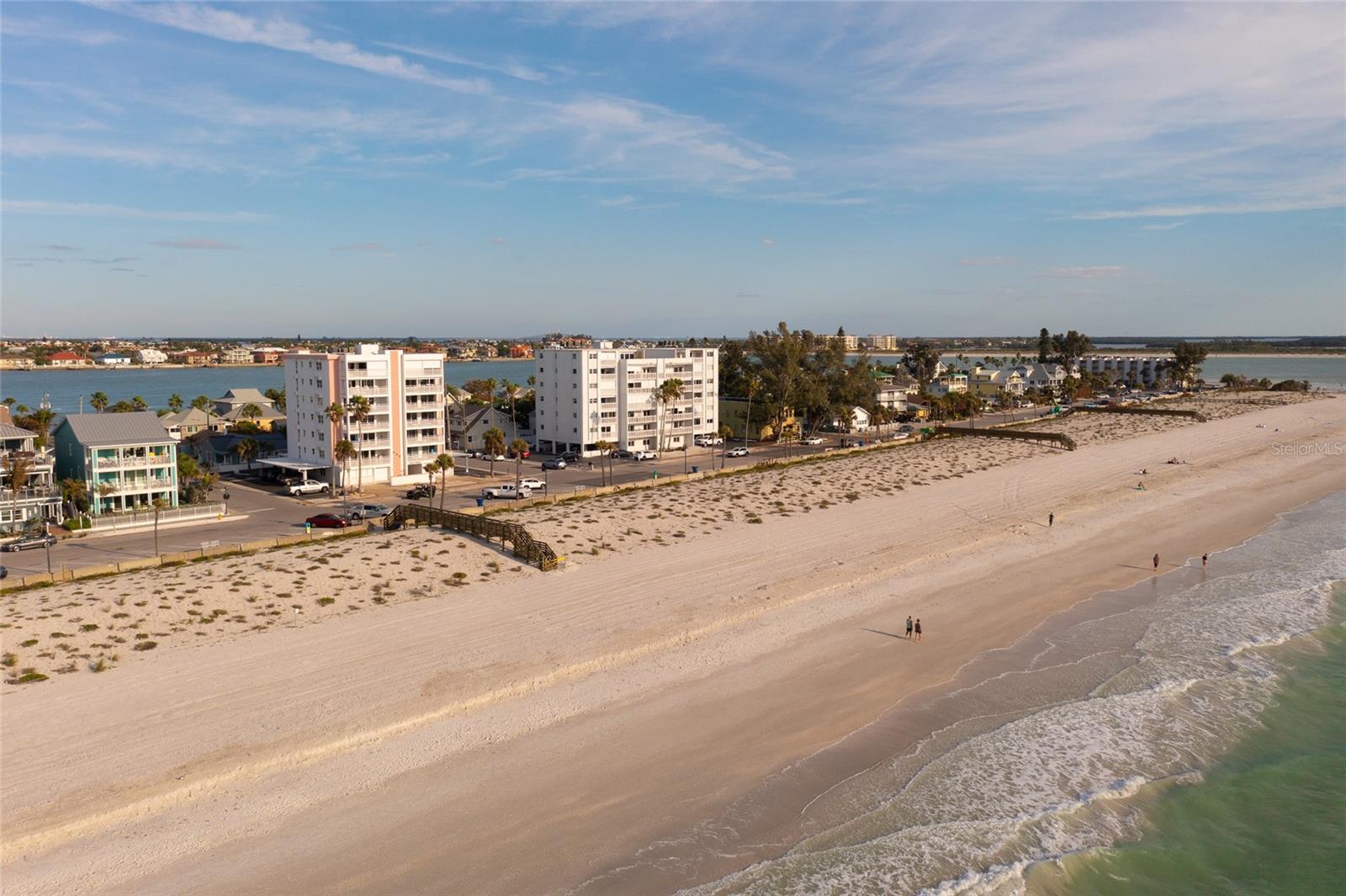 BEACH HOUSE OF PASS-A-GRILLE - Residential