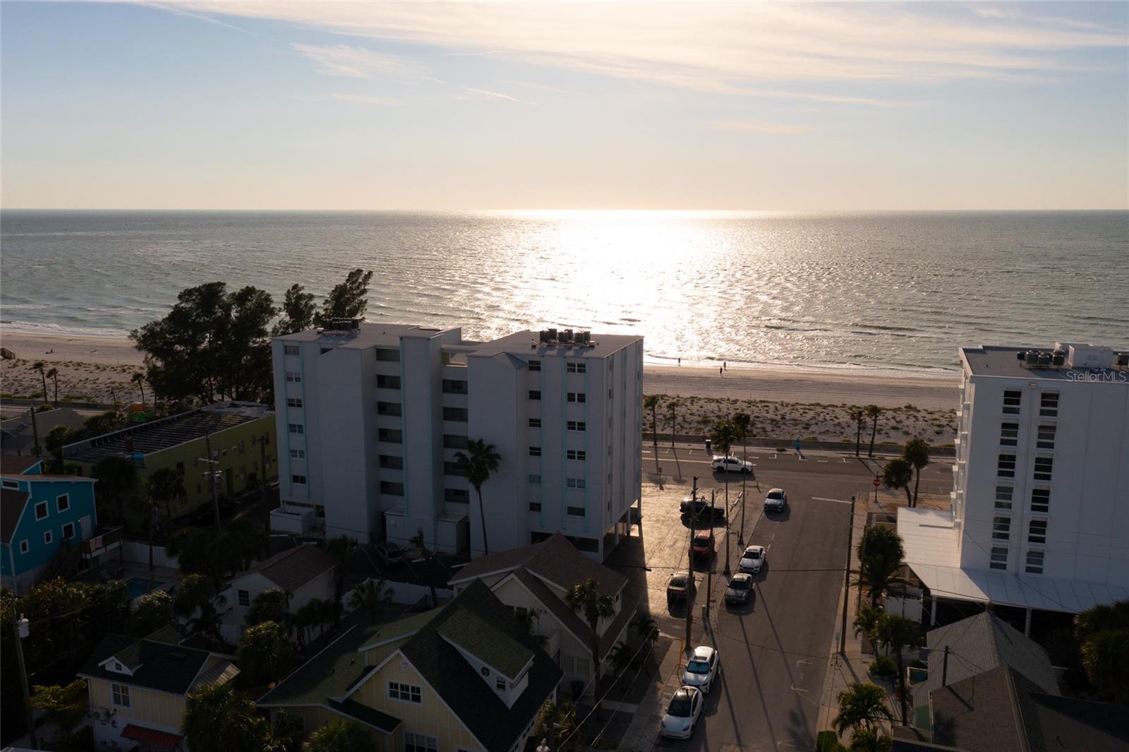 BEACH HOUSE OF PASS-A-GRILLE - Residential