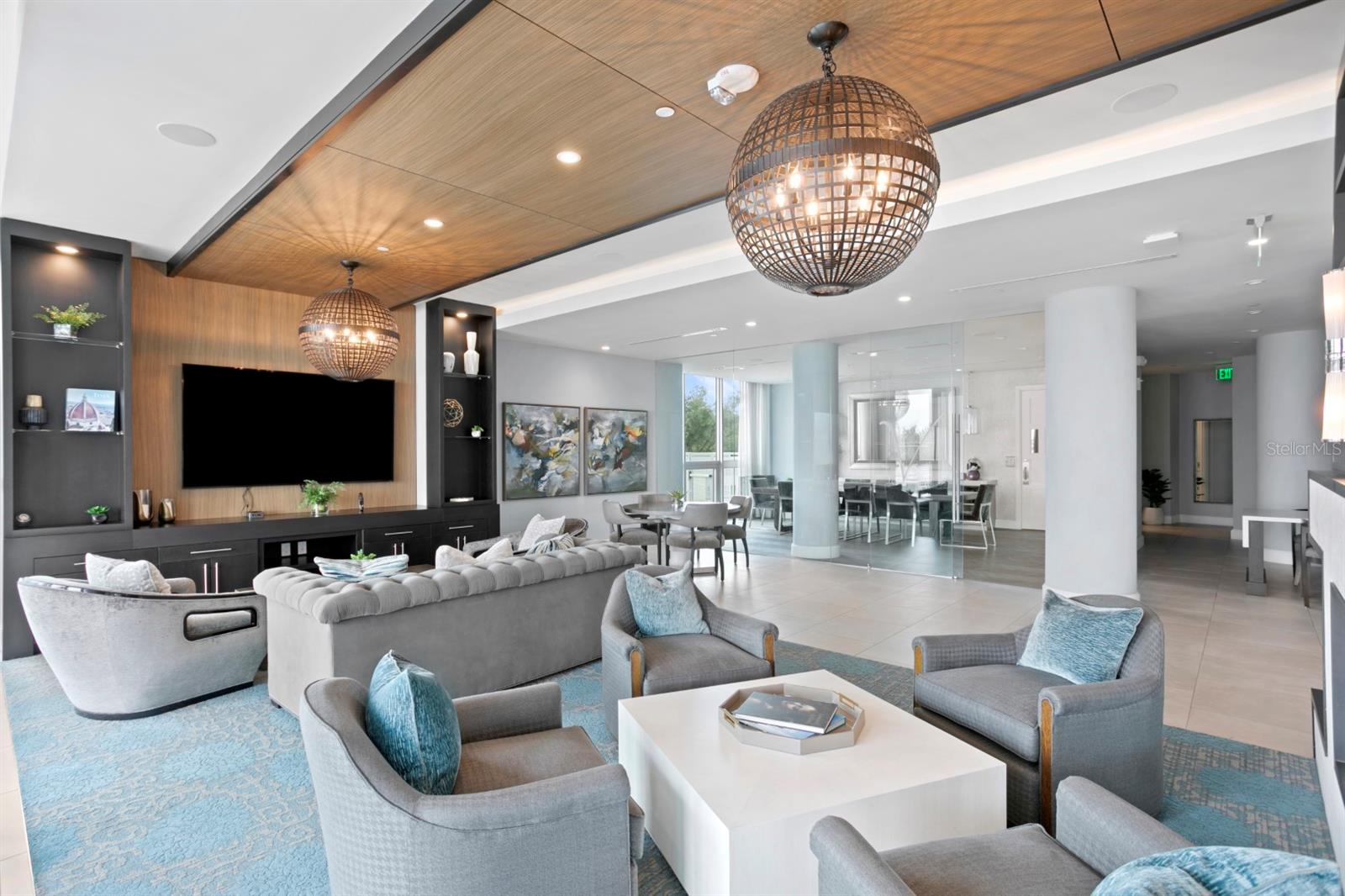 VIRAGE BAYSHORE - Residential