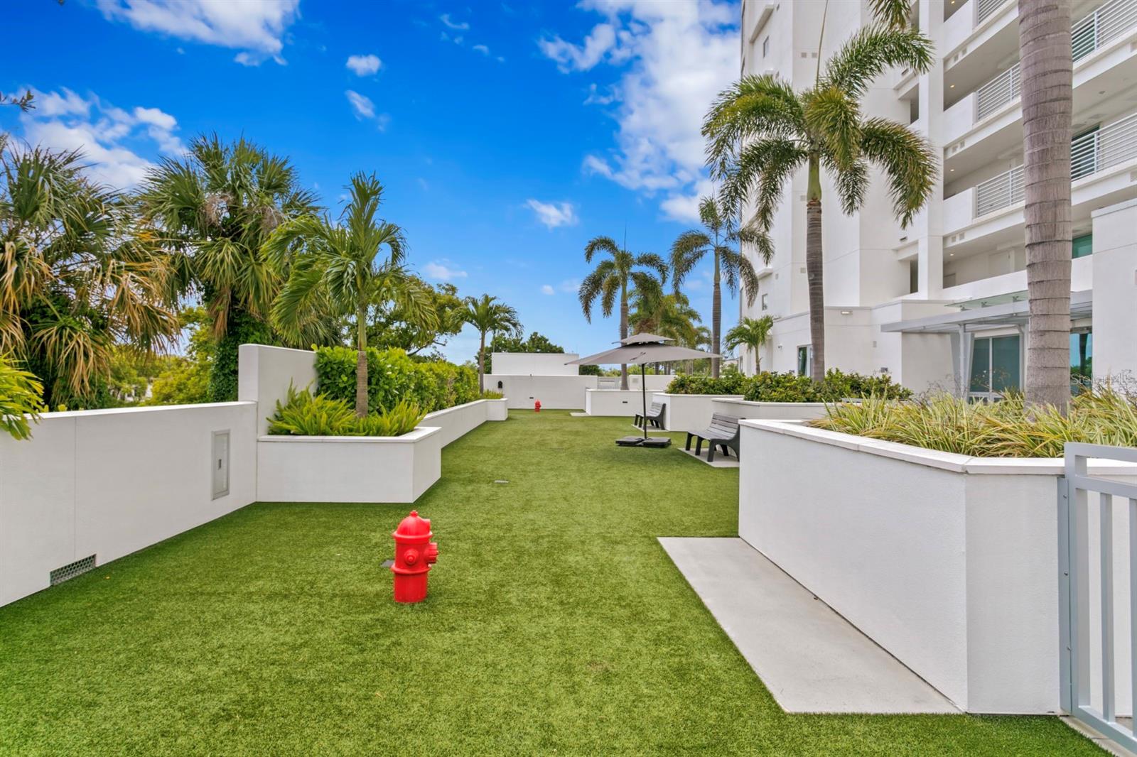 VIRAGE BAYSHORE - Residential