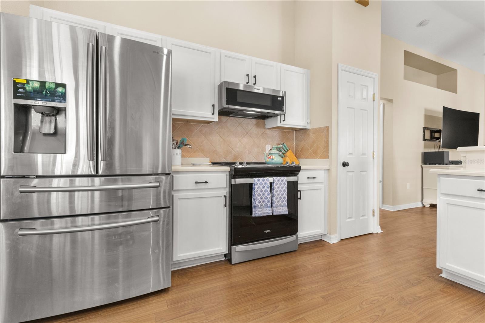 WELLINGTON AT SEVEN HILLS PH 9 - Residential