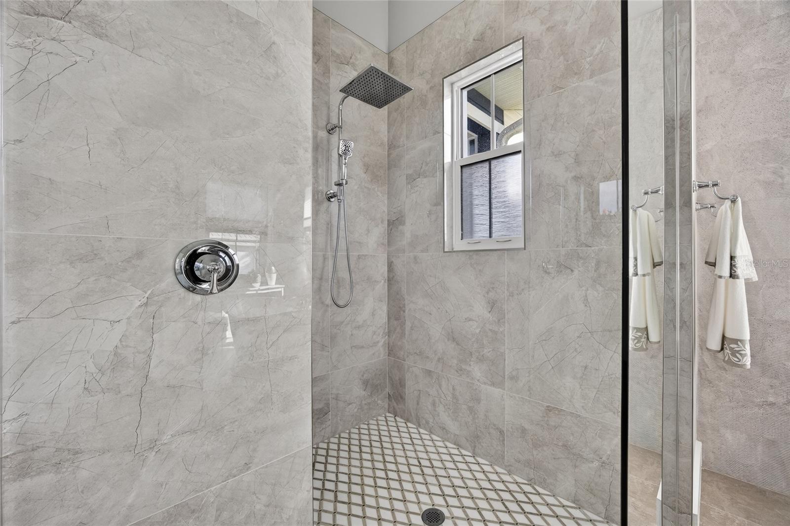 THE ESTATES ON PEACE RIVER - Residential