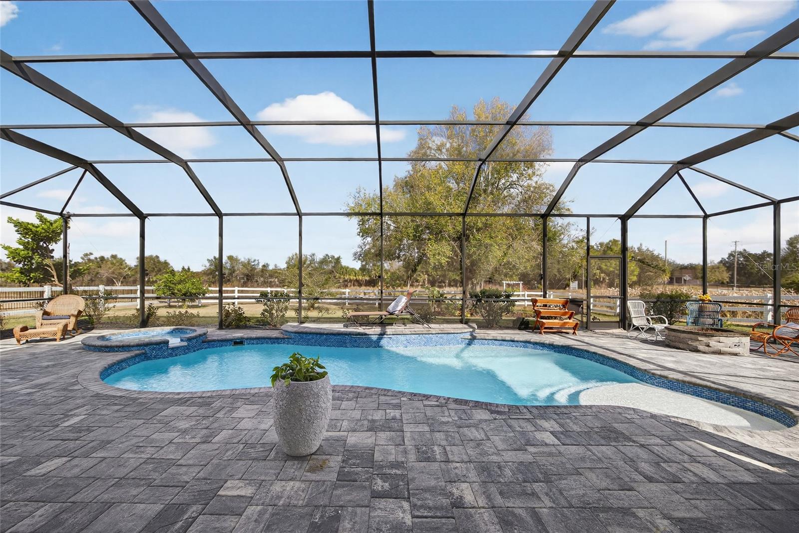 THE ESTATES ON PEACE RIVER - Residential