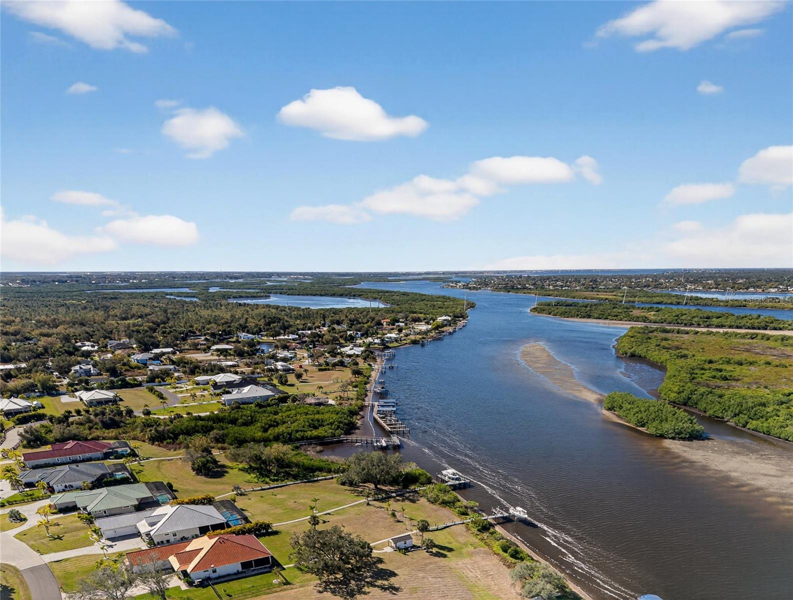 THE ESTATES ON PEACE RIVER - Residential