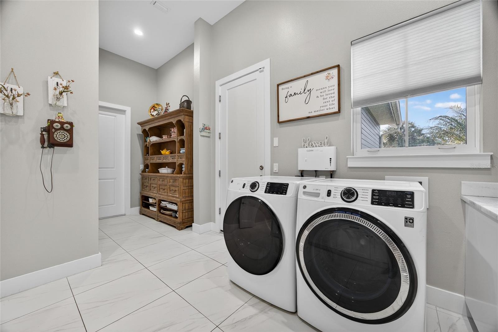 THE ESTATES ON PEACE RIVER - Residential