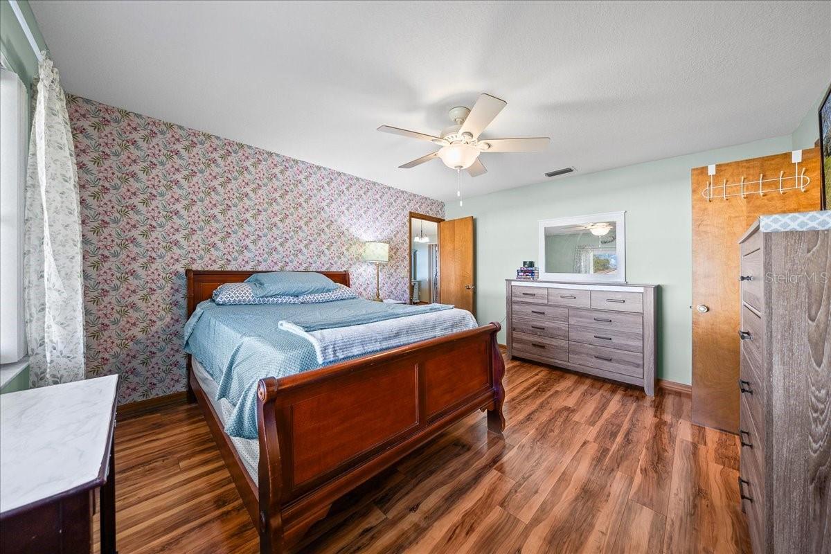 CHURCHILL - Residential