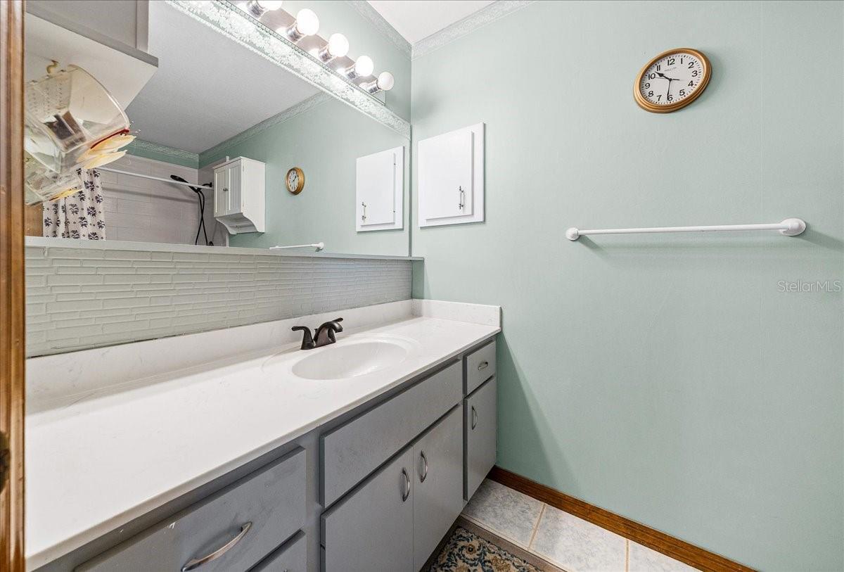 CHURCHILL - Residential