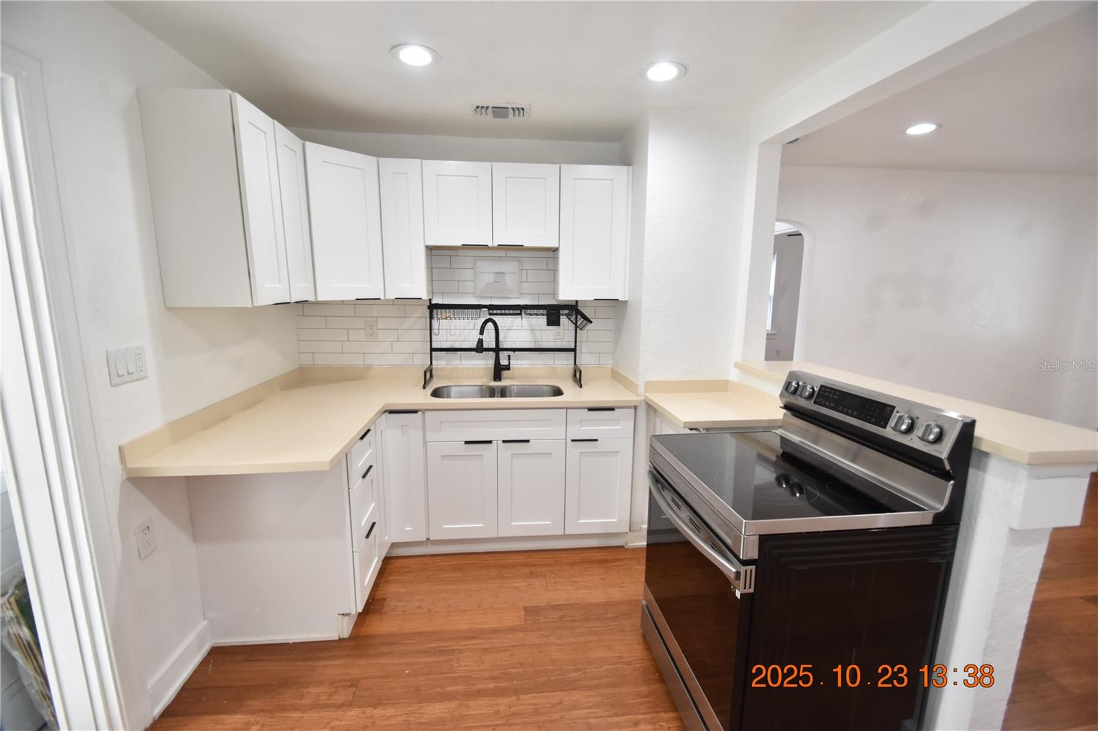 INTER BAY - Residential Lease