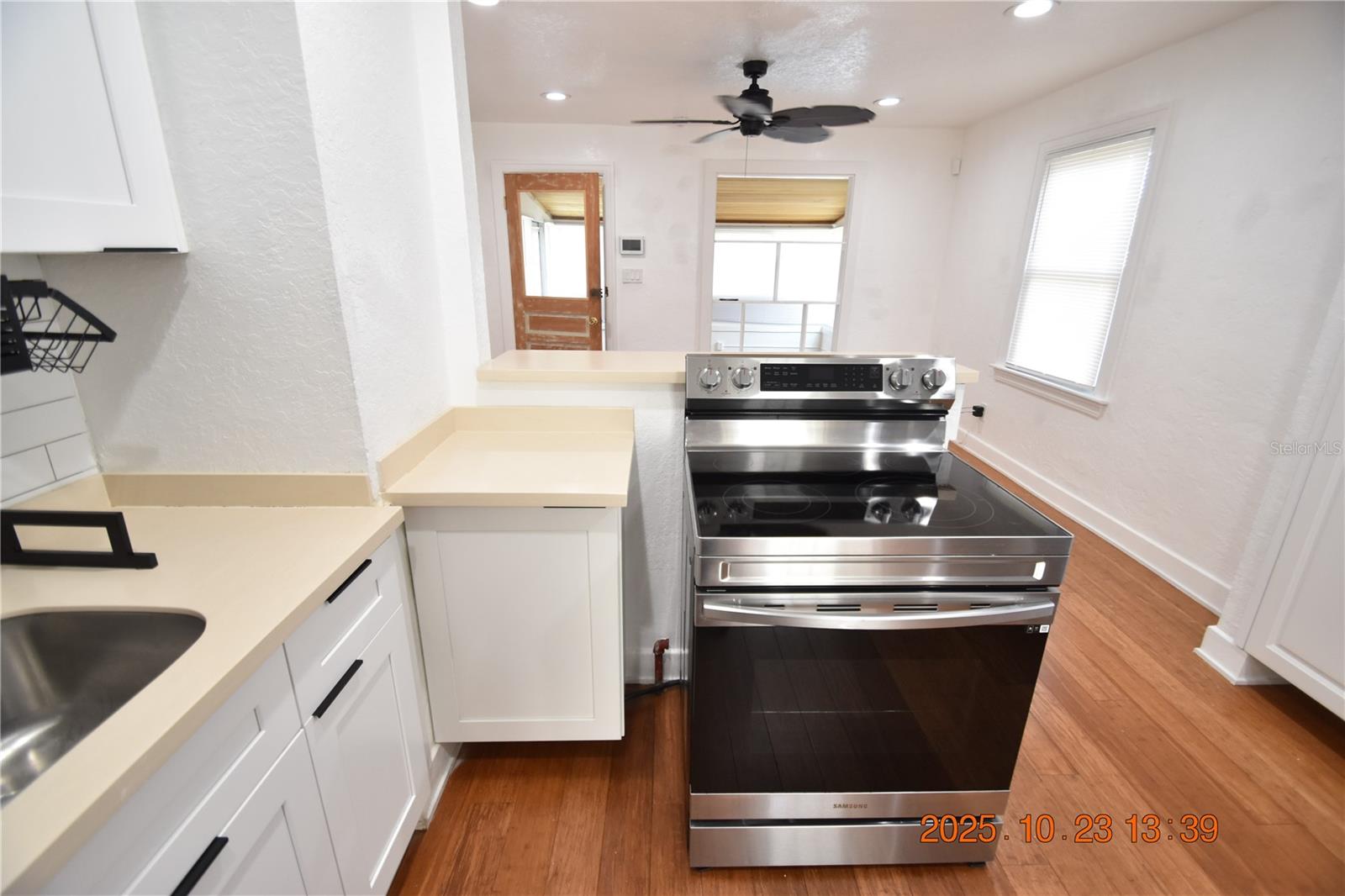 INTER BAY - Residential Lease