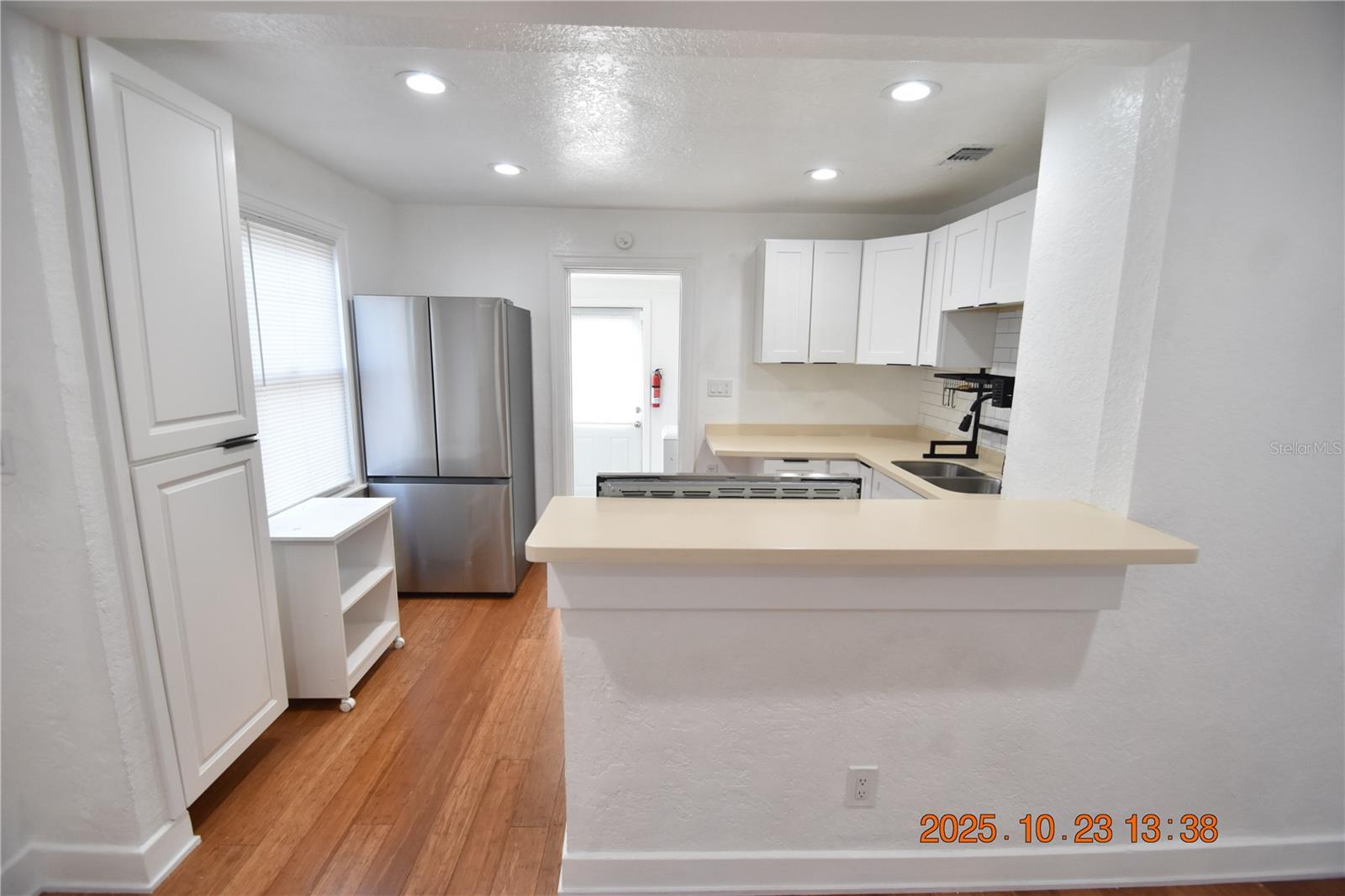 INTER BAY - Residential Lease