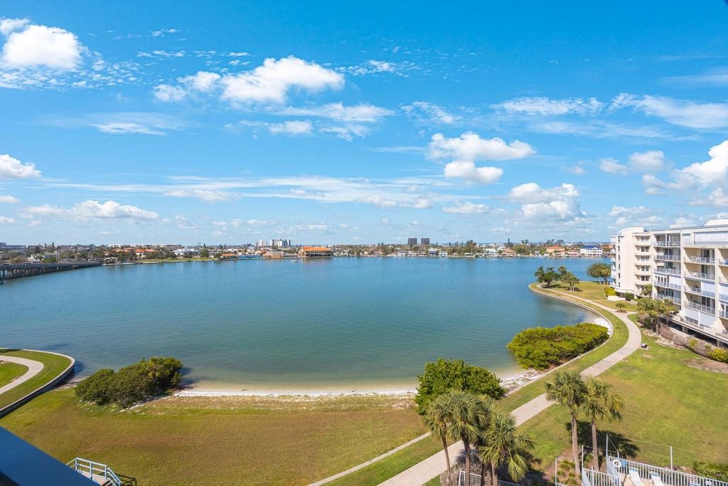 Photo of 7872 Sailboat Key Boulevard S #PH602, South Pasadena, FL 33707 (MLS # TB8523943)