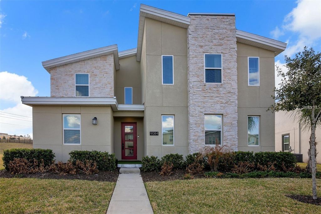 Photo of 9084 Sommerset Hills Drive, Davenport, FL 33896 (MLS # O6407884)