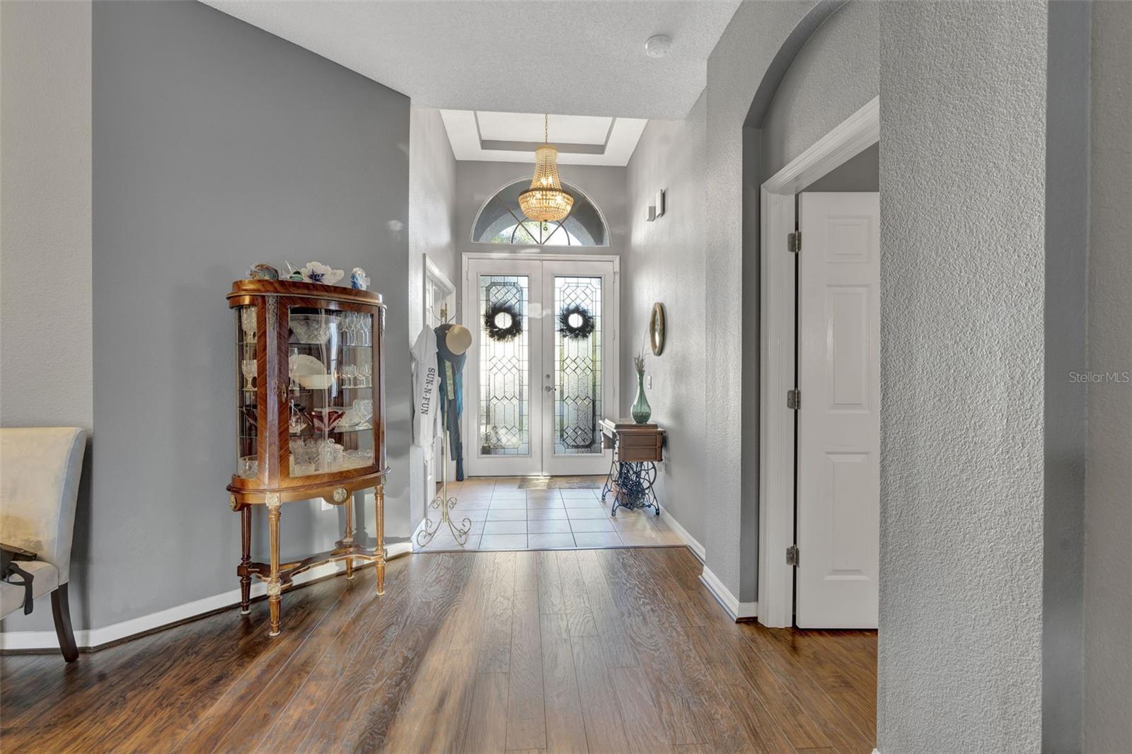 2533 WOOD POINTE DRIVE