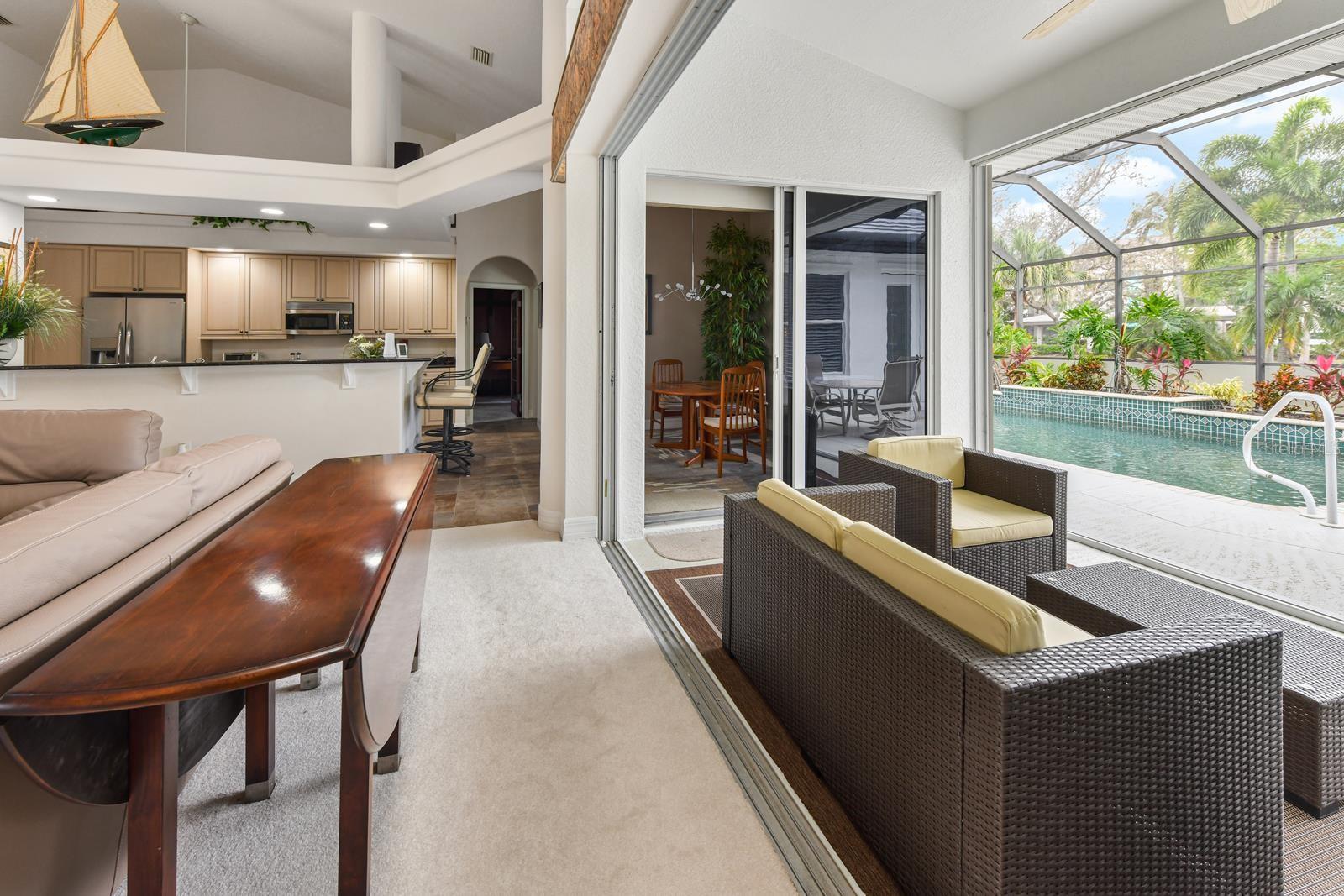 CAPTAINS QUARTERS - Residential