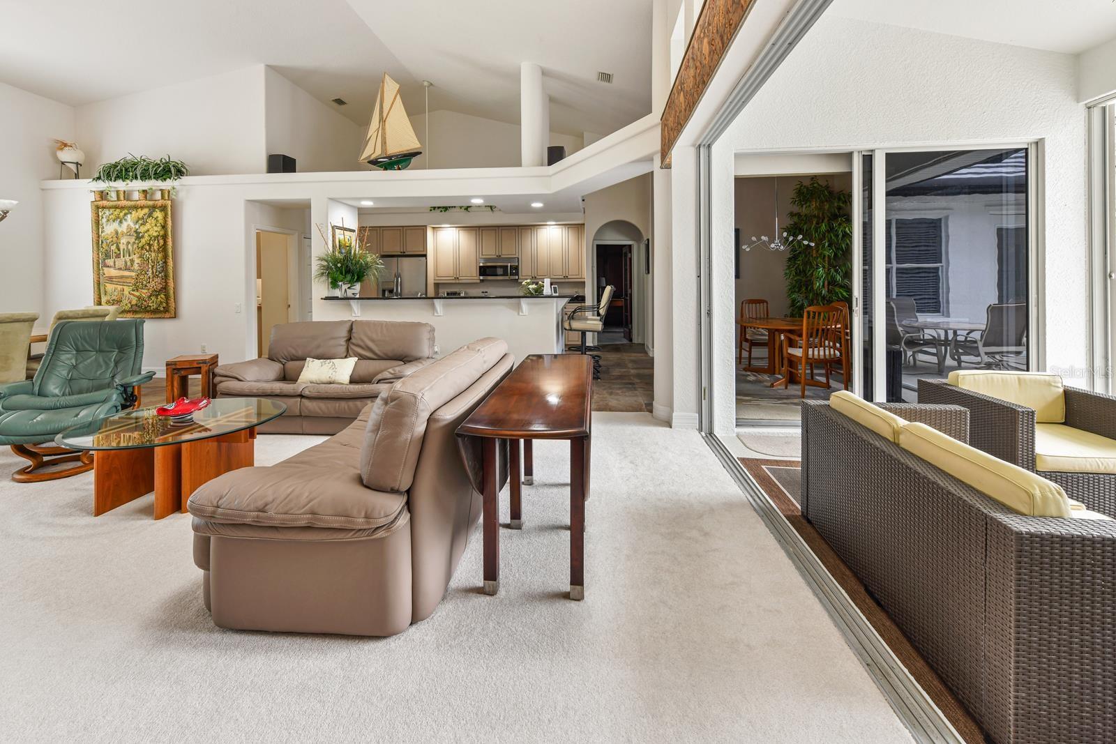 CAPTAINS QUARTERS - Residential